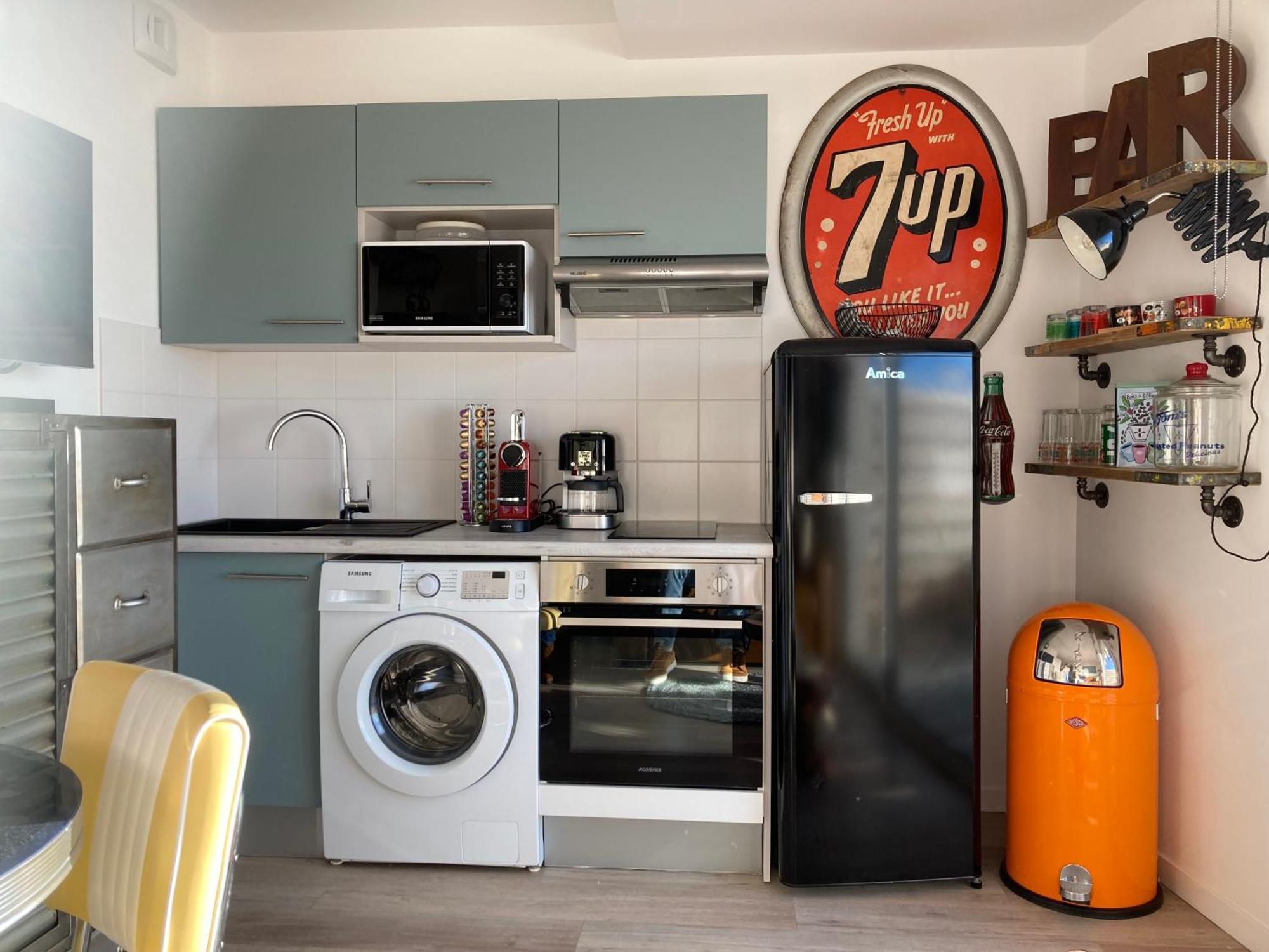 Neuf,vintage,terrasse,wifi ,excellence Face Apartment *
